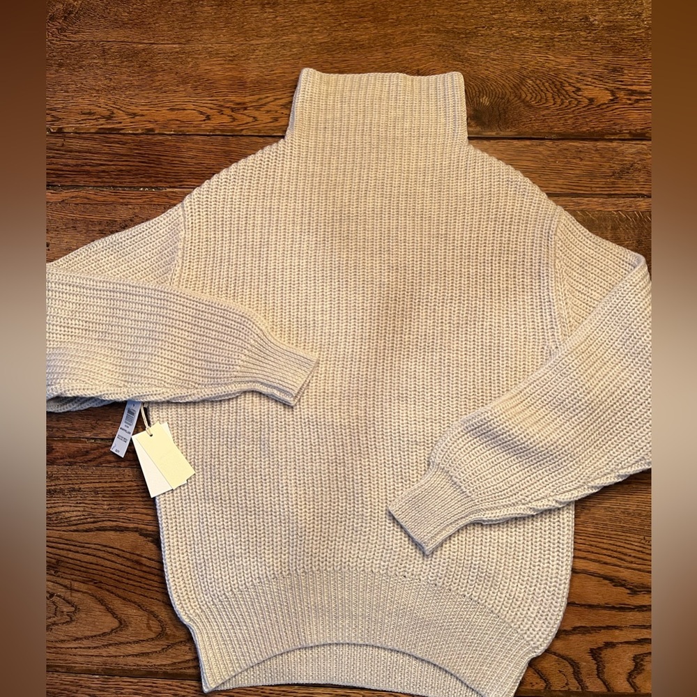 ARITZIA Montpellier sweater